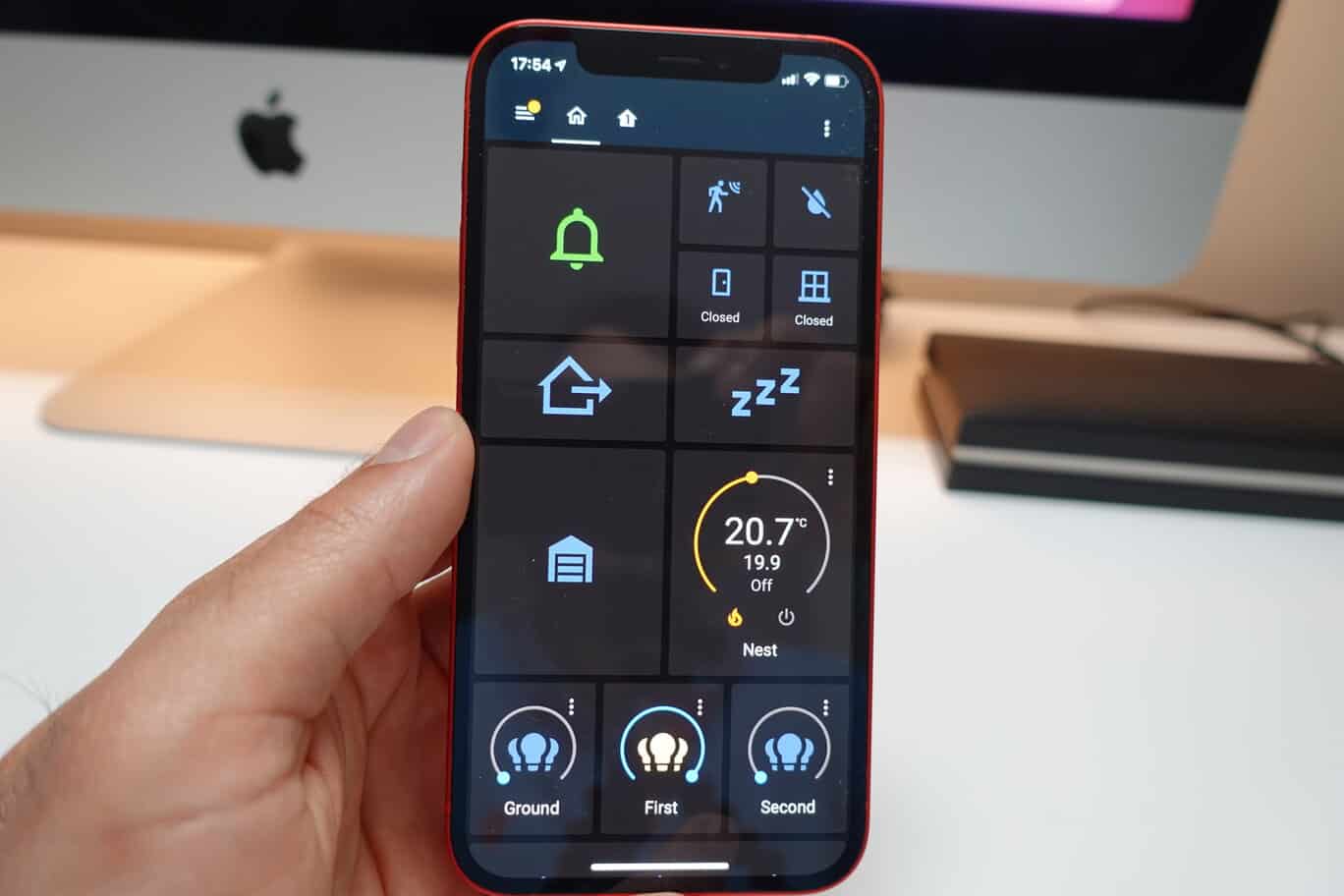 Smartphone showing home status