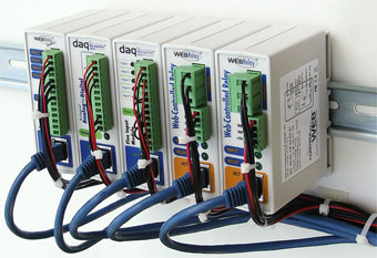 Web-controlled relay device